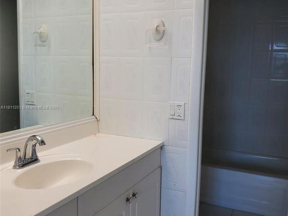 14250 SW 62nd St 505, Miami FL 33183