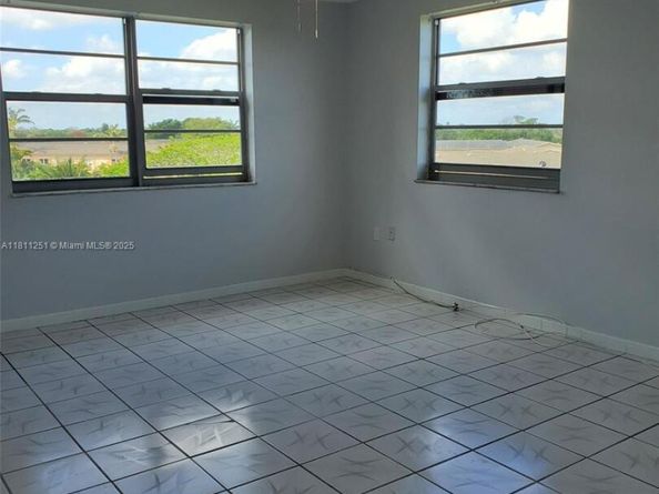 14250 SW 62nd St 505, Miami FL 33183
