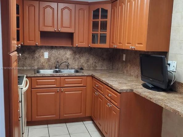 14250 SW 62nd St 505, Miami FL 33183