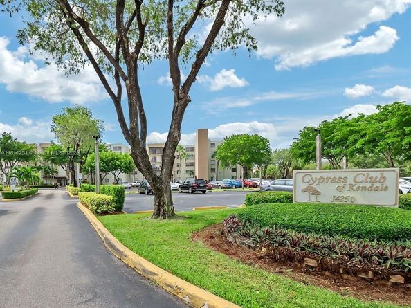 14250 SW 62nd St 505, Miami FL 33183