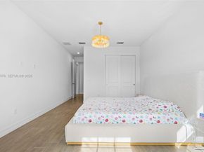 2715 Primrose Pl, Oakland Park FL 33309