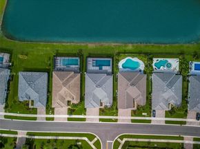 2715 Primrose Pl, Oakland Park FL 33309