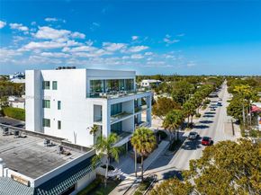 246 NE 6th Ave 302, Delray Beach FL 33483