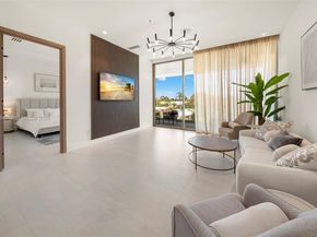 246 NE 6th Ave 302, Delray Beach FL 33483