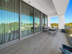 246 NE 6th Ave 302, Delray Beach FL 33483