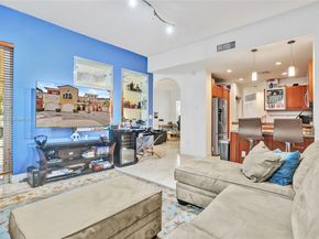 18450 NE 30th Pl, Aventura FL 33160