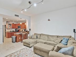 18450 NE 30th Pl, Aventura FL 33160