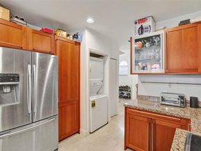 18450 NE 30th Pl, Aventura FL 33160