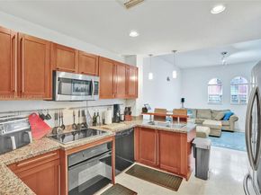 18450 NE 30th Pl, Aventura FL 33160