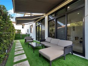 8279 NW 43rd St, Doral FL 33166