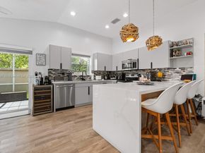 18266 NW 6th St, Pembroke Pines FL 33029