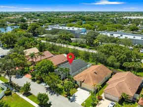 18266 NW 6th St, Pembroke Pines FL 33029