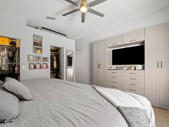 18266 NW 6th St, Pembroke Pines FL 33029