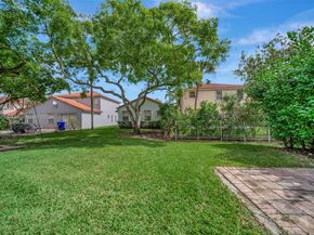 1653 SW 158th Ter, Pembroke Pines FL 33027