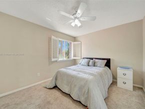 1653 SW 158th Ter, Pembroke Pines FL 33027