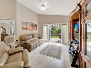 1653 SW 158th Ter, Pembroke Pines FL 33027