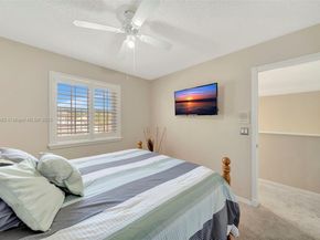 1653 SW 158th Ter, Pembroke Pines FL 33027