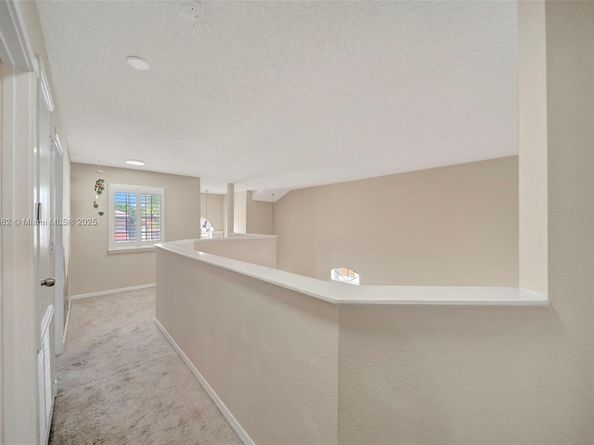 1653 SW 158th Ter, Pembroke Pines FL 33027