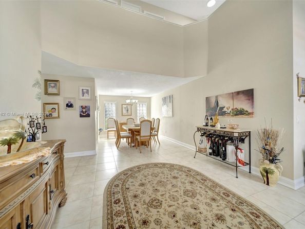 1653 SW 158th Ter, Pembroke Pines FL 33027
