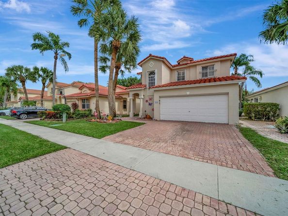 1653 SW 158th Ter, Pembroke Pines FL 33027