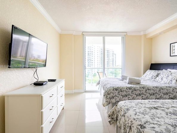 19370 Collins Ave 716, Sunny Isles Beach FL 33160