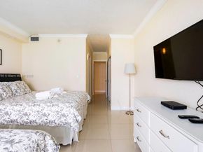 19370 Collins Ave 716, Sunny Isles Beach FL 33160