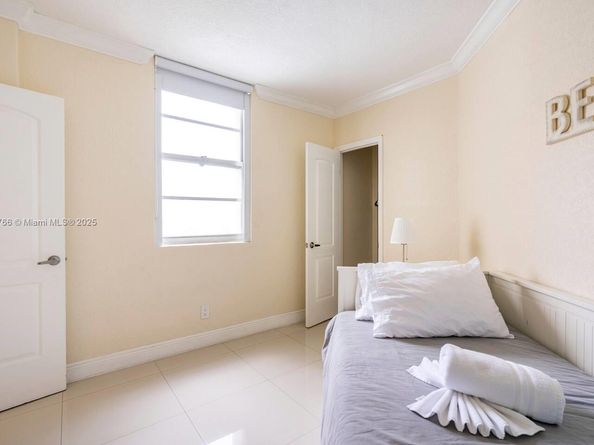 19370 Collins Ave 716, Sunny Isles Beach FL 33160