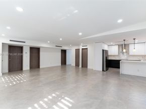 7902 SW 67th Ave, South Miami FL 33143