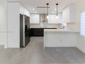 7902 SW 67th Ave, South Miami FL 33143