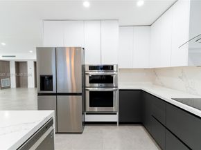 7902 SW 67th Ave, South Miami FL 33143