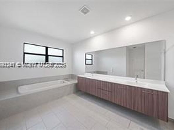 4105 SW 173rd Ave, Miramar FL 33029