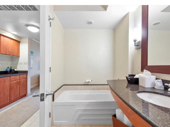 18001 Collins Ave 1711, Sunny Isles Beach FL 33160