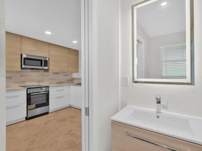 750 NE Spanish River Blvd 5050, Boca Raton FL 33431