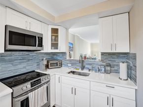 1777 SE 15th St 217, Fort Lauderdale FL 33316
