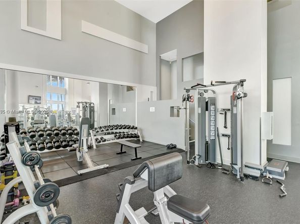 1900 N Bayshore Dr 3605, Miami FL 33132