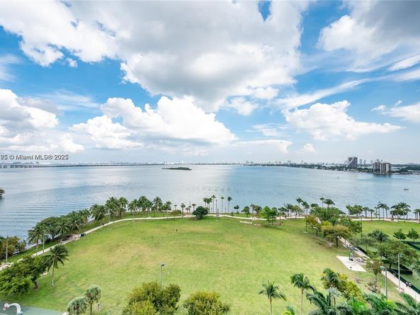 1900 N Bayshore Dr 3605, Miami FL 33132