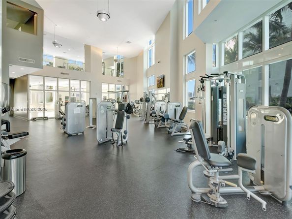 1900 N Bayshore Dr 3605, Miami FL 33132