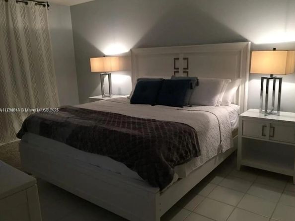4400 Hillcrest Dr 215B, Hollywood FL 33021