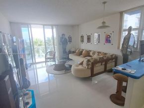 5085 NW 7th St 602, Miami FL 33126