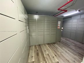 5085 NW 7th St 602, Miami FL 33126