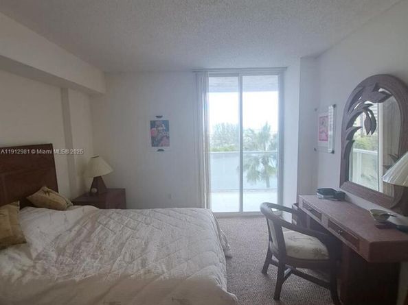 5085 NW 7th St 602, Miami FL 33126