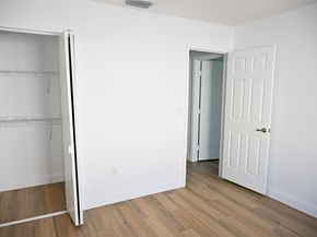 781 NW 155th Ter, Pembroke Pines FL 33028-1511