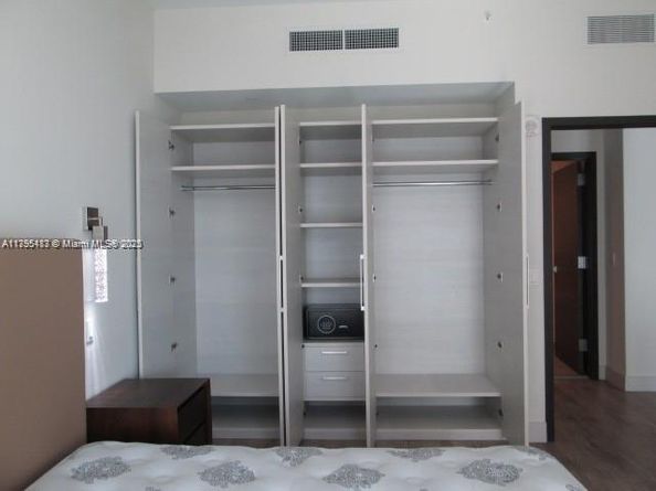 Undisclosed Address #A11795483, Hollywood FL 33019