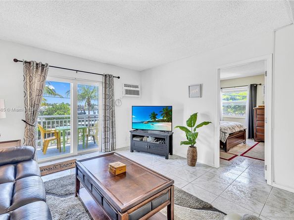 200 S Birch Rd 201, Fort Lauderdale FL 33316