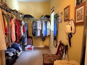 232 SE 32nd Ter, Homestead FL 33033
