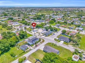 11824 SW 220th St, Miami FL 33170