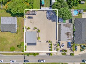 11824 SW 220th St, Miami FL 33170