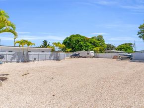 11824 SW 220th St, Miami FL 33170