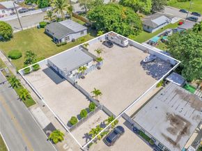 11824 SW 220th St, Miami FL 33170