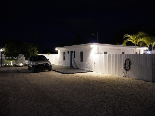 11824 SW 220th St, Miami FL 33170